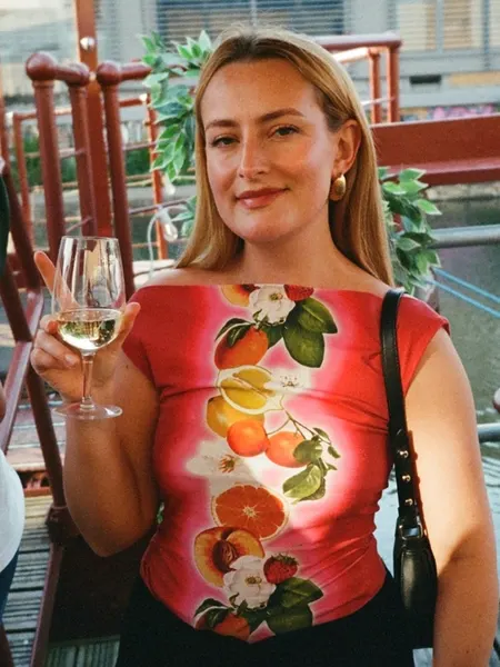 Amelia Dimoldenberg
