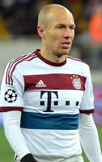 Арьен Роббен