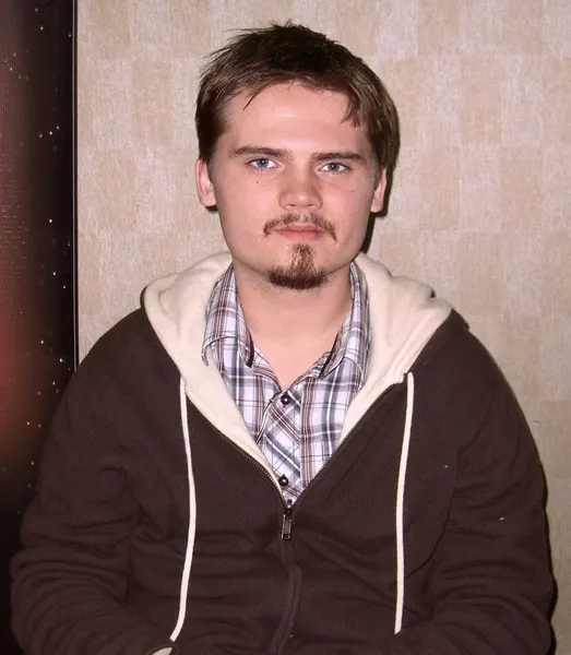 Ллойд, Джейк