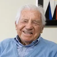 Абрамс, Мейер Говард